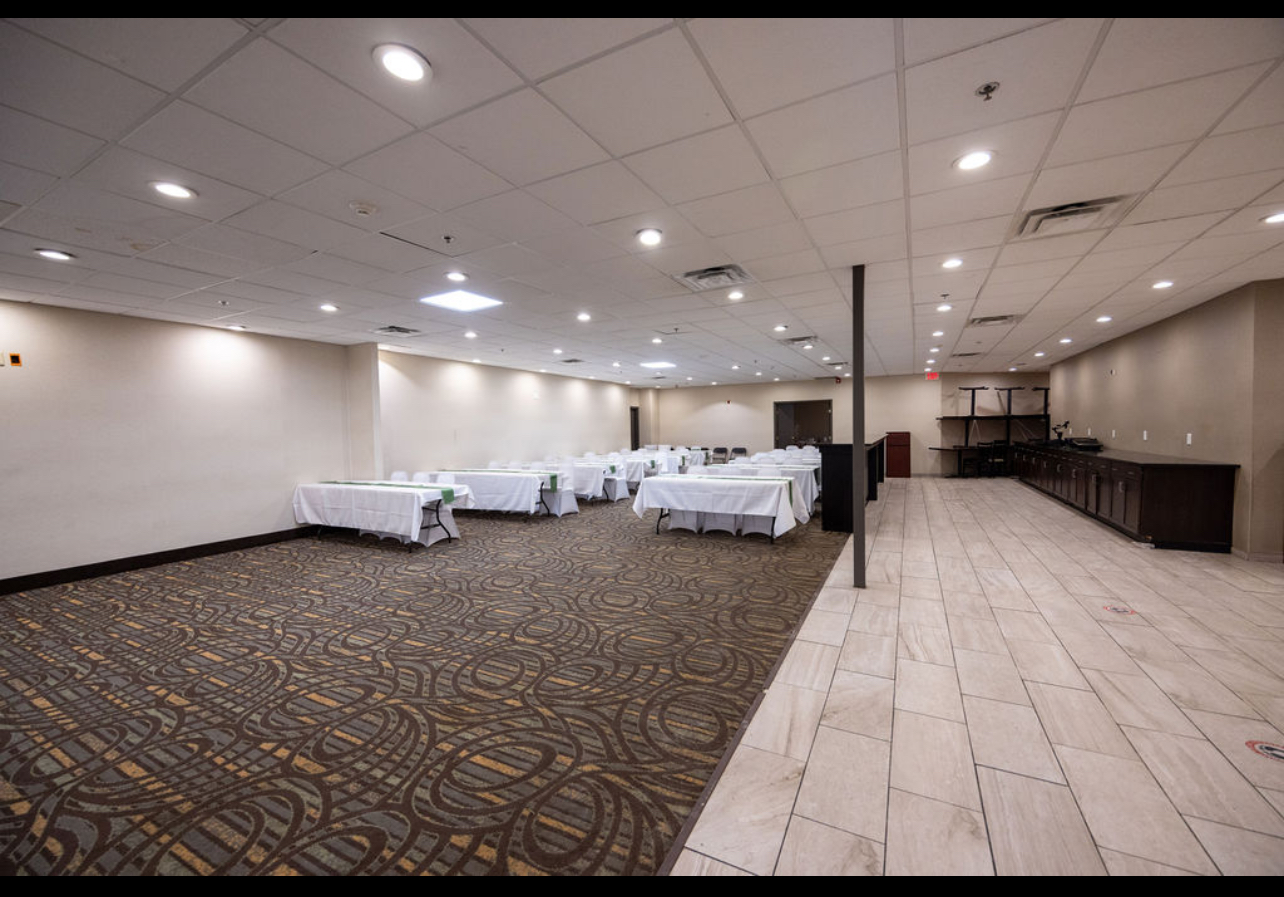 Event Hall - thumbnail 4